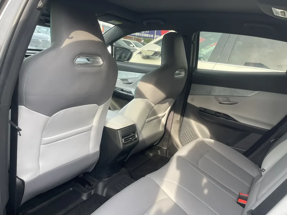 Changan UNI-T Second Generation 1.5T Premium Edition 2023 — миниатюра 3