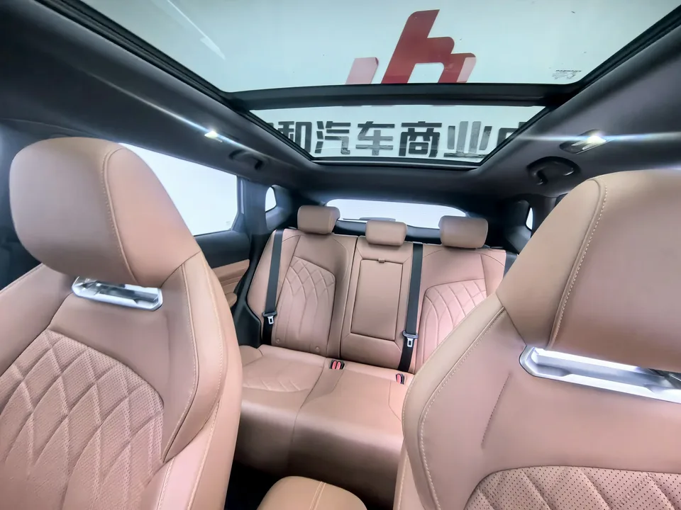 Changan UNI-Z PHEV Blue Whale iDD 125KM Excellence Edition 2024 — миниатюра 3