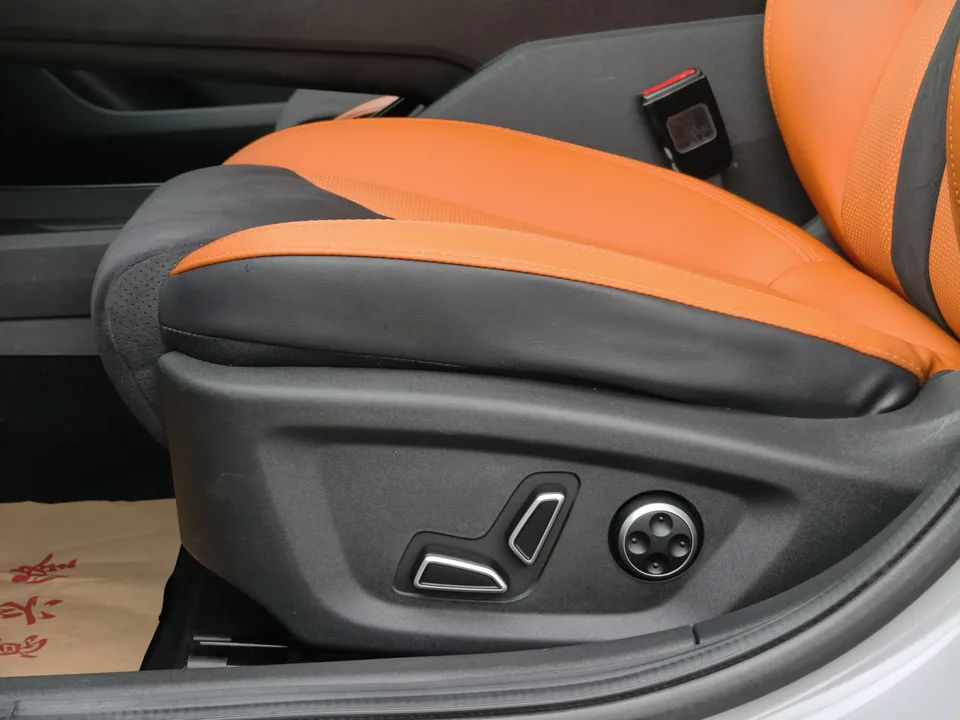 Changan UNI-V 2.0T Speed Edition 2023 — миниатюра 3