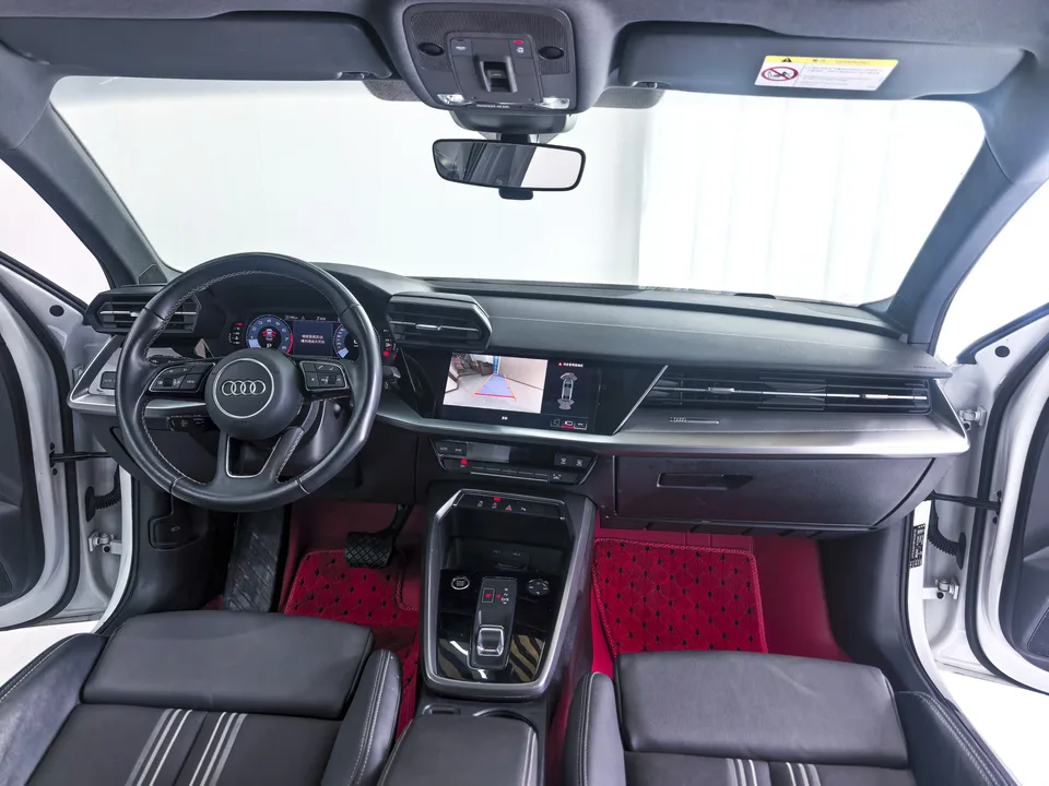 Audi A3 Audi A3 2023 A3L Limousine 35 TFSI facelift: stylish and sporty 2023 — миниатюра 3