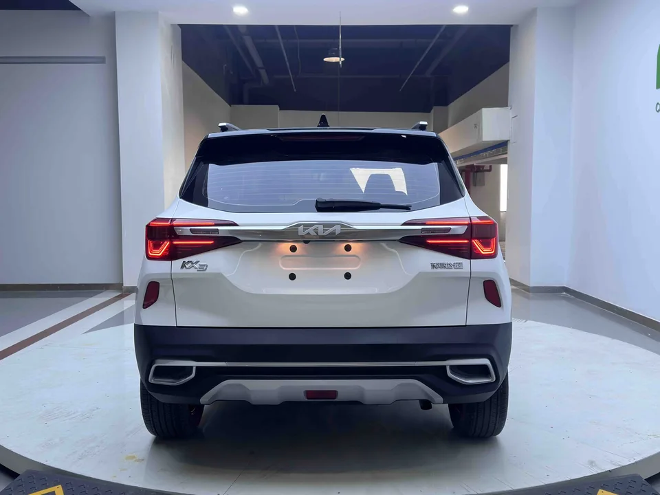 Kia Run proudly AOPAO 1.5L CVT Trend Edition 2022 — миниатюра 2
