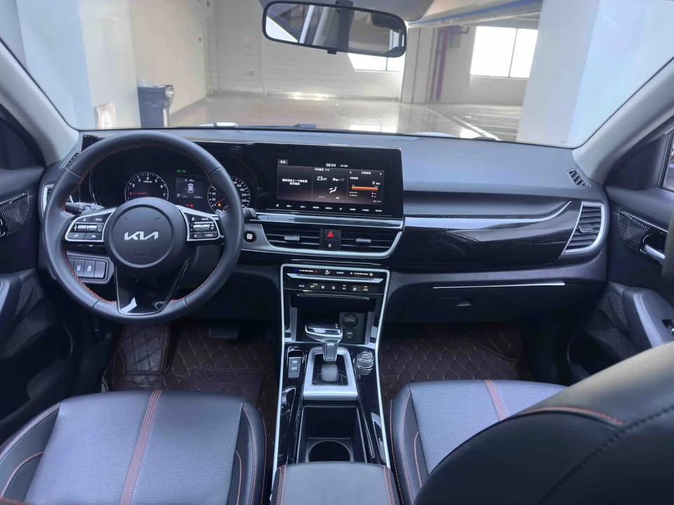Kia Run proudly AOPAO 1.5L CVT Trend Edition 2022 — миниатюра 4
