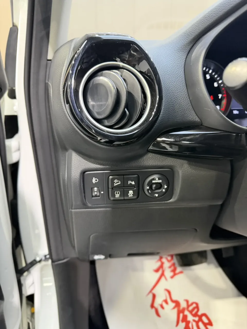 Kia KX1 Yipao 2021 Modified 1.4L CVT Sunroof Model 2022 — thumbnail 4