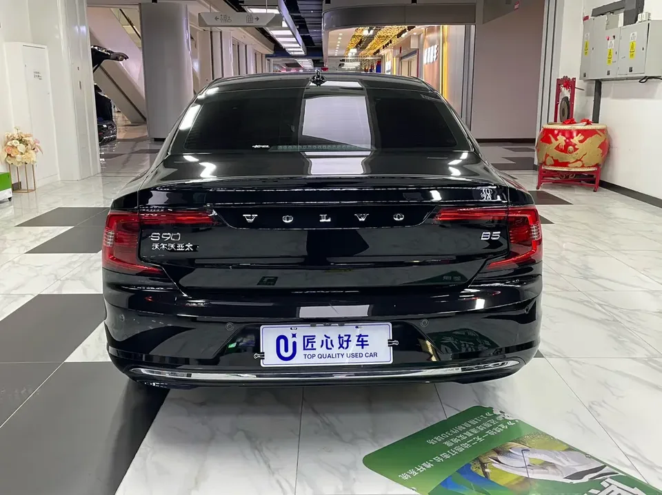 Volvo S90 Volvo S90 2024 B5 Luxury Edition 2024 — миниатюра 2
