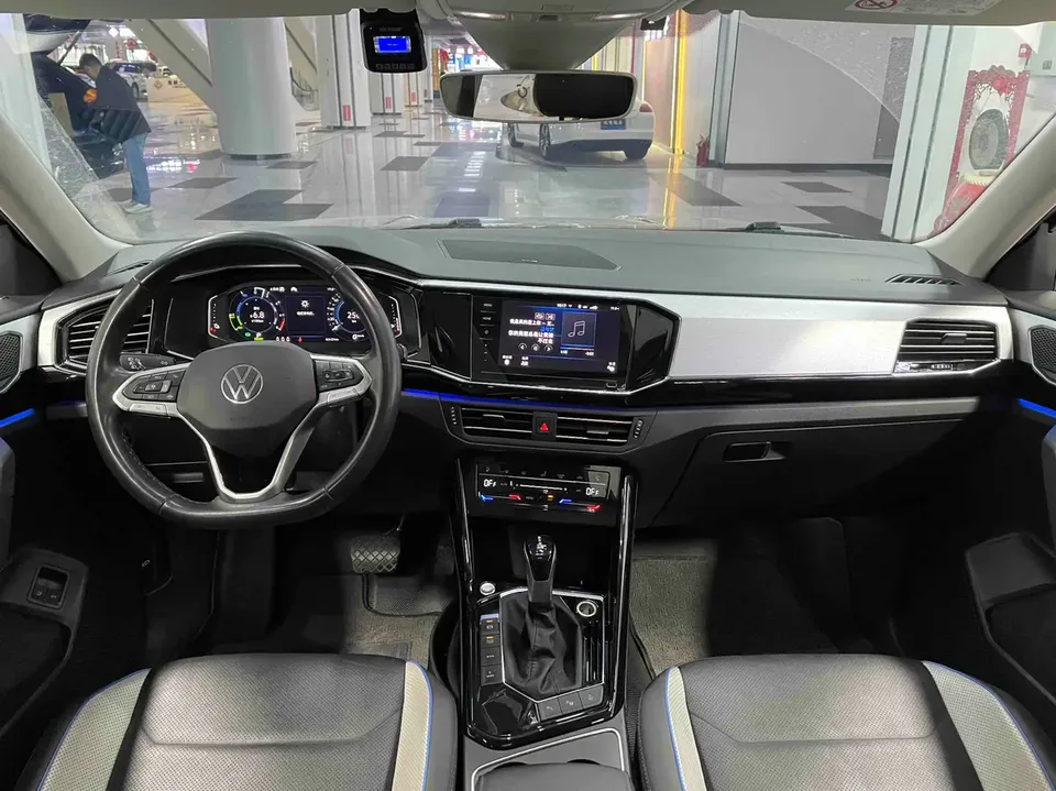 Volkswagen Tayron GTE Tanyue GTE 2022 Premium Edition 2022 — миниатюра 3