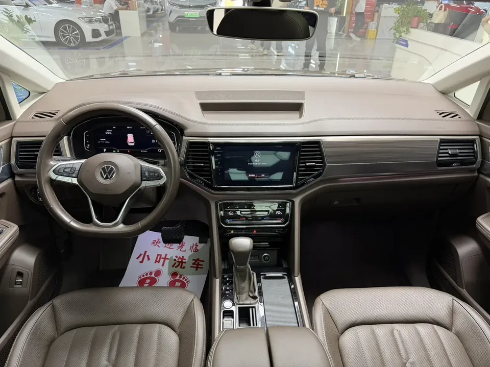 Volkswagen Weiran 330TSI Deluxe Edition 2022 — миниатюра 4
