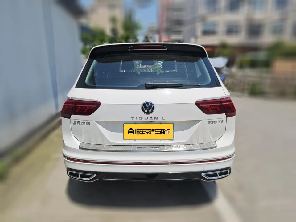 Volkswagen Tiguan L Tiguan L 2022 330TSI Automatic 2WD R-Line Enjoy Edition 2022 — миниатюра 2