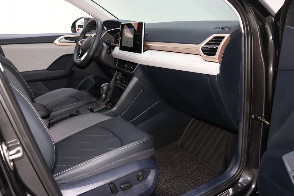 Volkswagen Tharu 300TSI 2WD Full Moon Edition 2025 — миниатюра 3