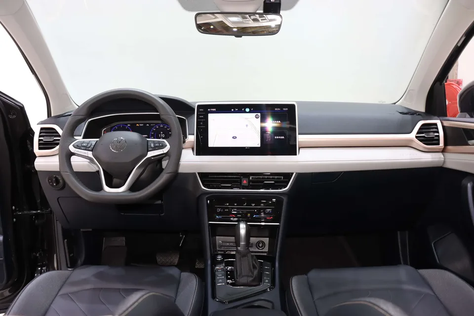 Volkswagen Tharu 300TSI 2WD Full Moon Edition 2025 — миниатюра 4