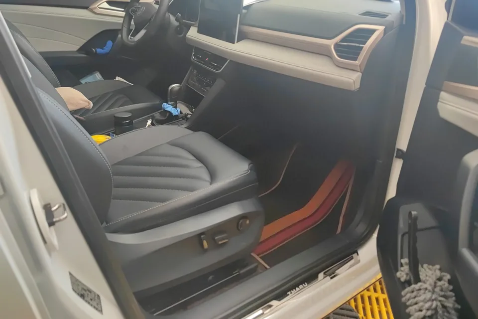 Volkswagen Tharu 300TSI 2WD Full Moon Edition 2024 — миниатюра 3