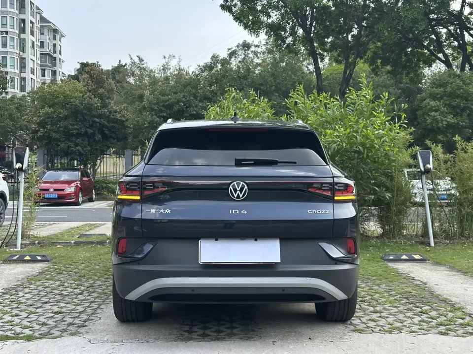 Volkswagen ID.4 Crozz ID.4 CROZZ 2024 ID. Pure Enjoyment Limited Edition 2023 — миниатюра 2