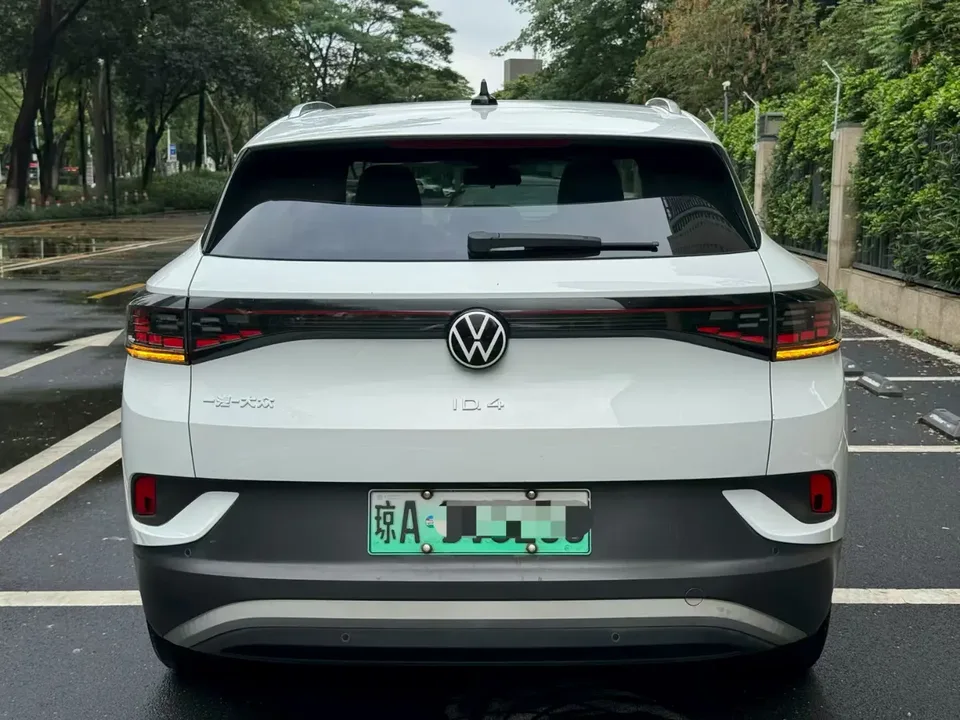 Volkswagen ID.4 Crozz ID.4 CROZZ 2024 ID. Pure Enjoyment Limited Edition 2023 — миниатюра 4
