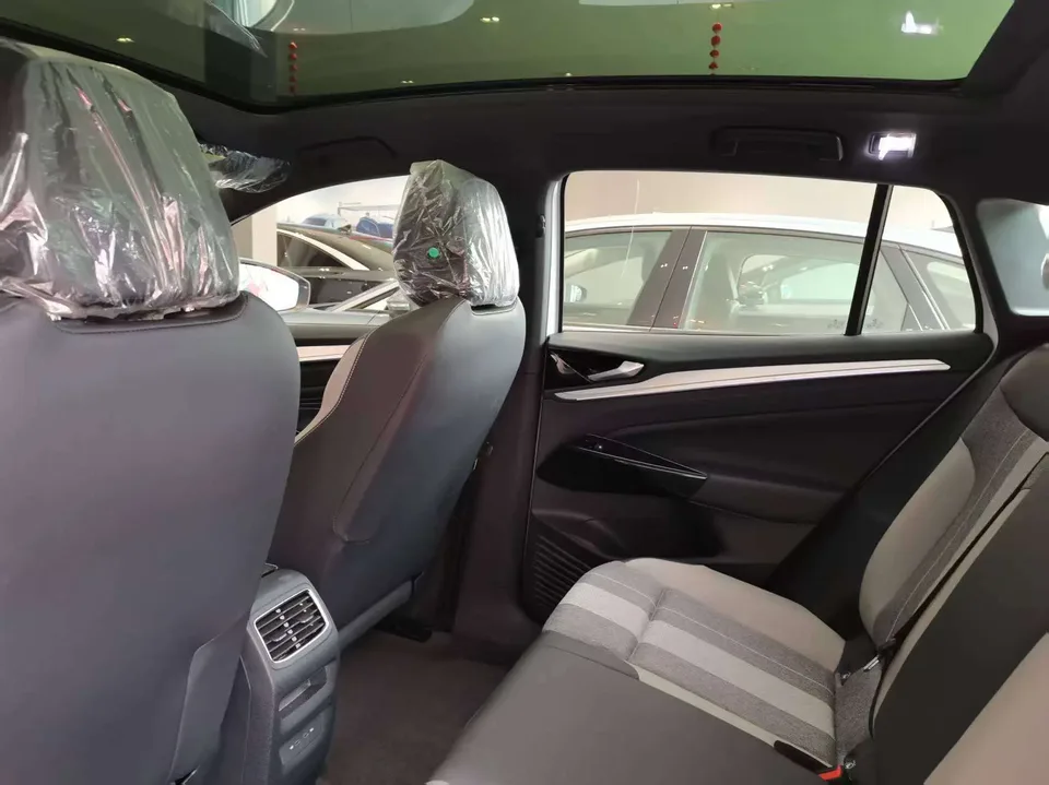 Volkswagen ID.4 Crozz Pure Edition 2026 — миниатюра 5