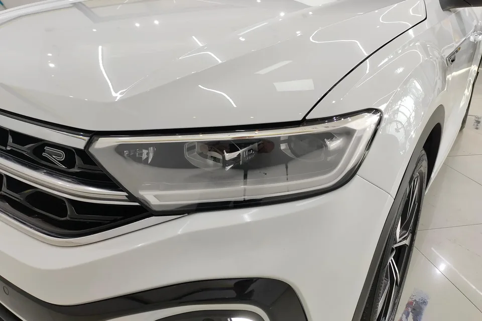 Volkswagen T-Roc 300TSI DSG Chenguang Edition 2023 — миниатюра 5