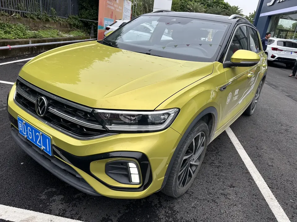 Volkswagen T-Roc 2023