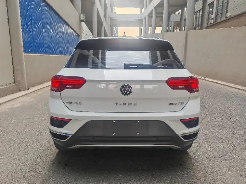 Volkswagen T-Roc Tange 280TSI DSG two-wheel drive comfort PLUS 2022 — миниатюра 2