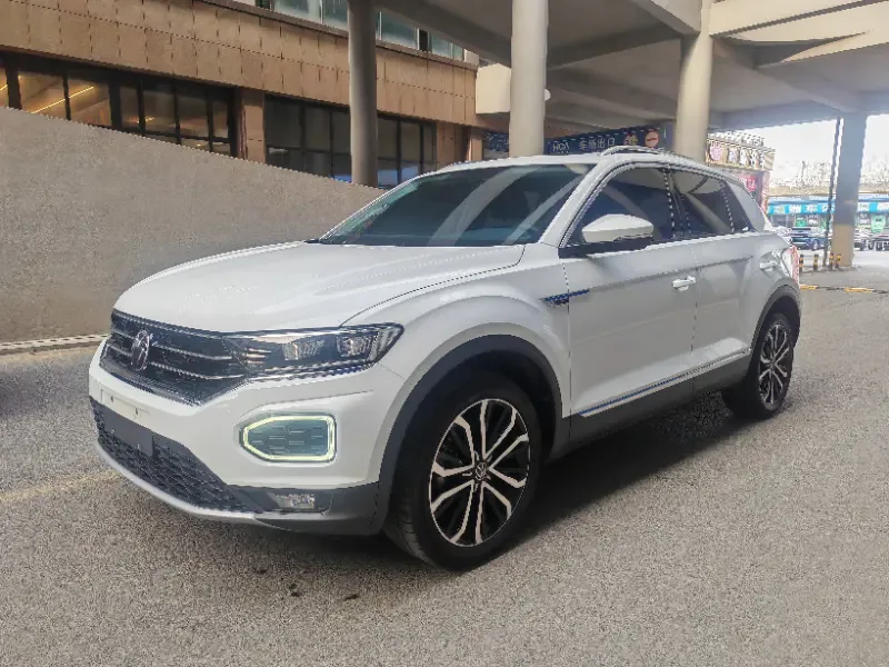 Volkswagen T-Roc Tange 280TSI DSG two-wheel drive comfort PLUS 2022 — фото 1, купить с доставкой в Москву