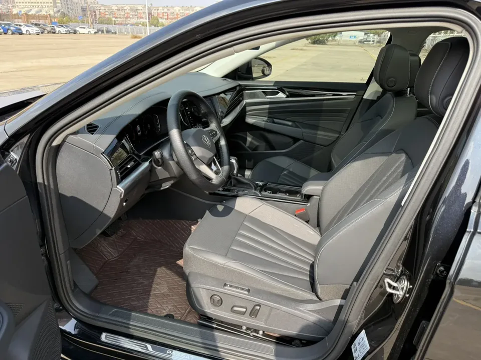 Volkswagen Passat Passat 2025 Outstanding Model 380TSI Longteng Edition 2025 — миниатюра 4