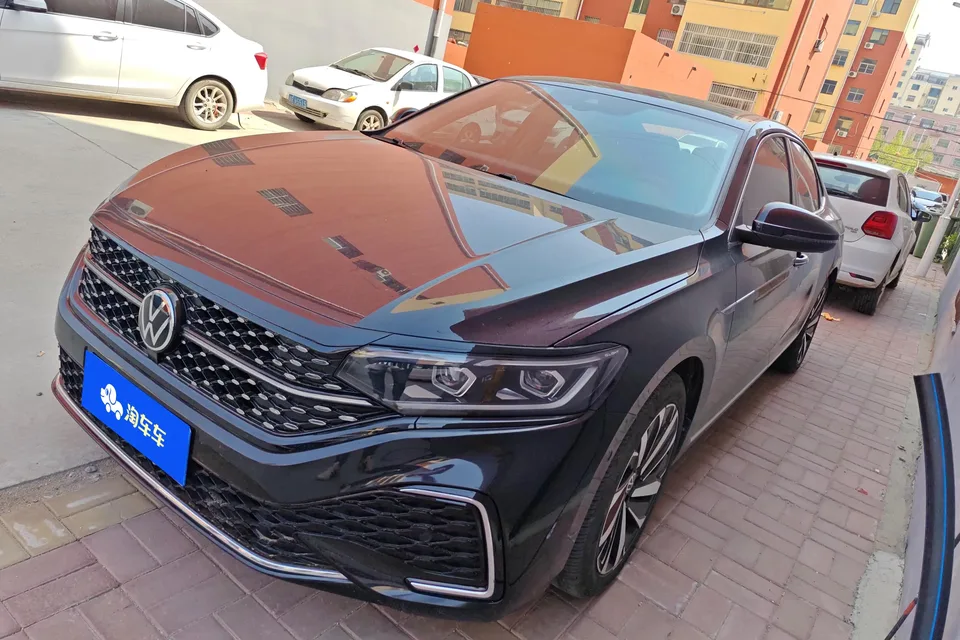 Volkswagen Passat 2022