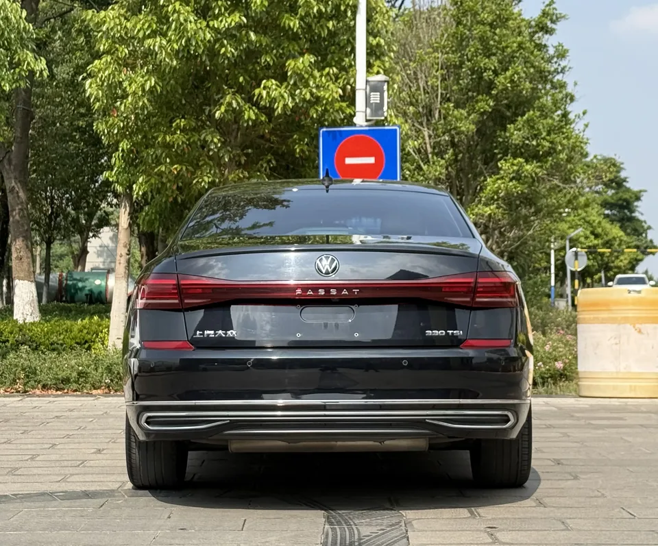 Volkswagen Passat Passat 2022 330TSI Elite Edition 2022 — миниатюра 2