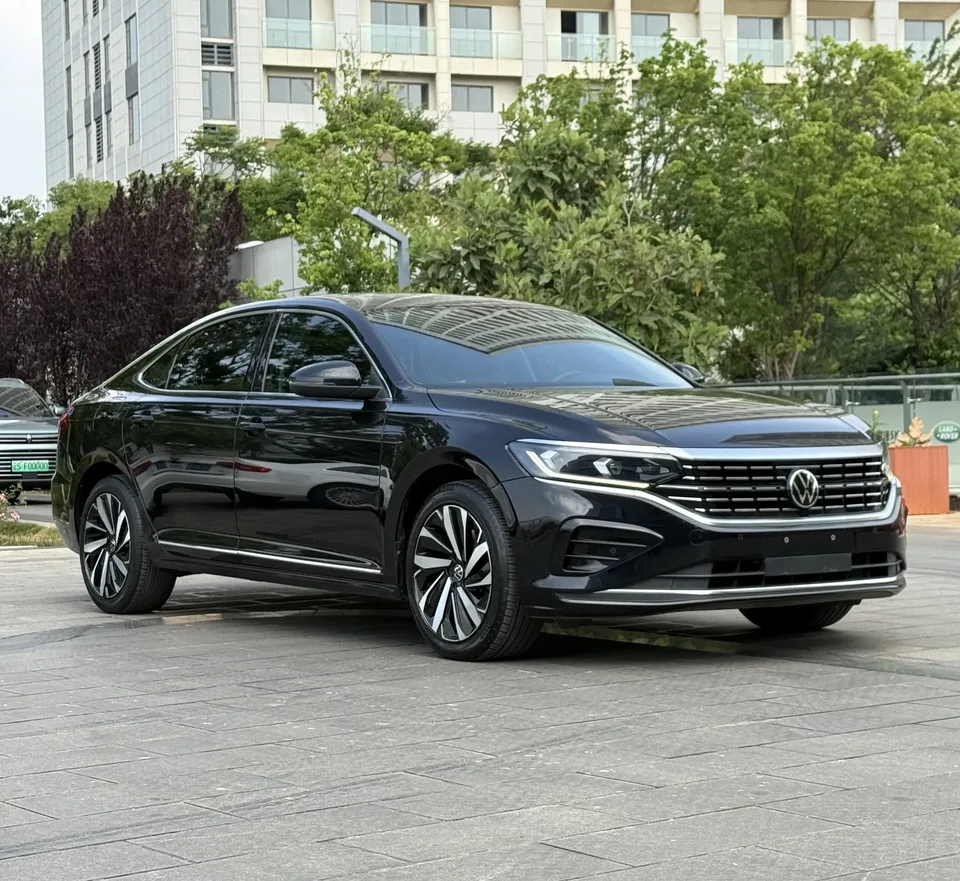 Volkswagen Passat Passat 2022 330TSI Elite Edition 2022 — миниатюра 3