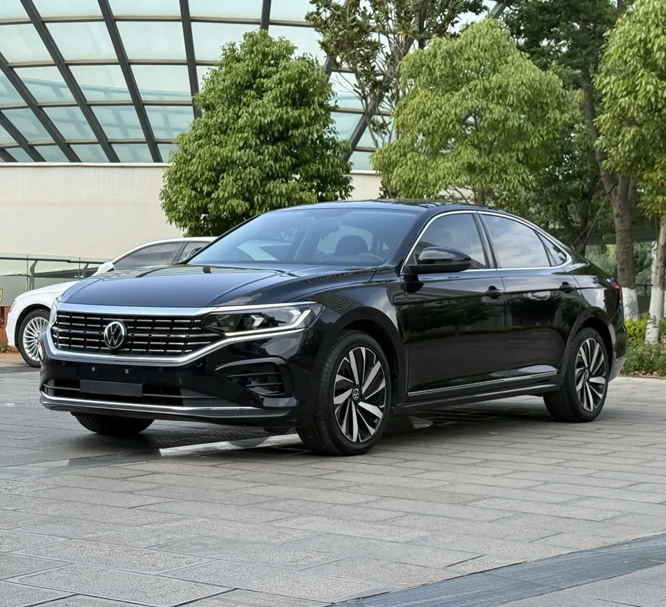 Volkswagen Passat 2022