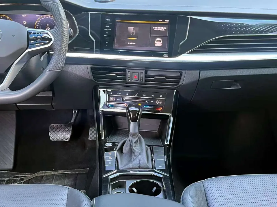 Volkswagen Passat Passat 2024 330TSI Star Elite Edition 2024 — миниатюра 3