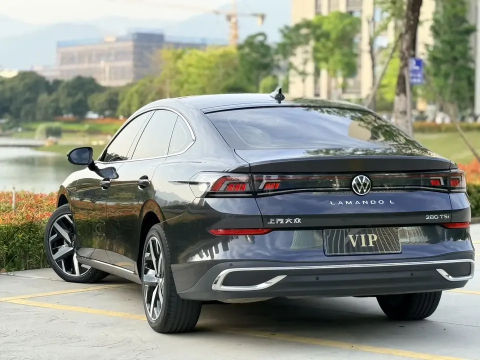Volkswagen Lamando Lingdu L 280TSI DSG Super Hot Flagship Edition 2023 — миниатюра 4