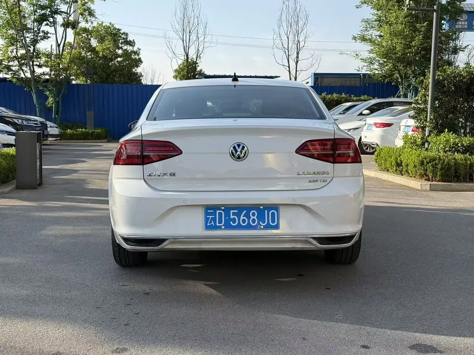 Volkswagen Lamando Lingdu 2019 230TSI DSG Fashion Edition National VI 2022 — миниатюра 2