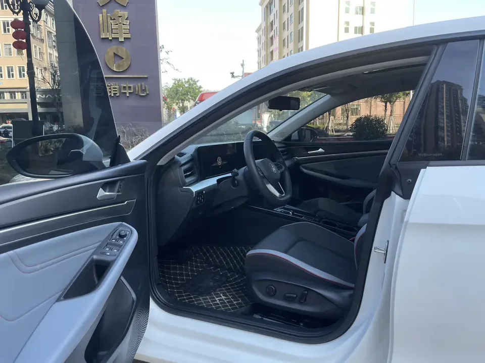 Volkswagen Lamando Lingdu 2022 Lingdu Lingdu L 280TSI DSG Cool Edition 2022 — thumbnail 5