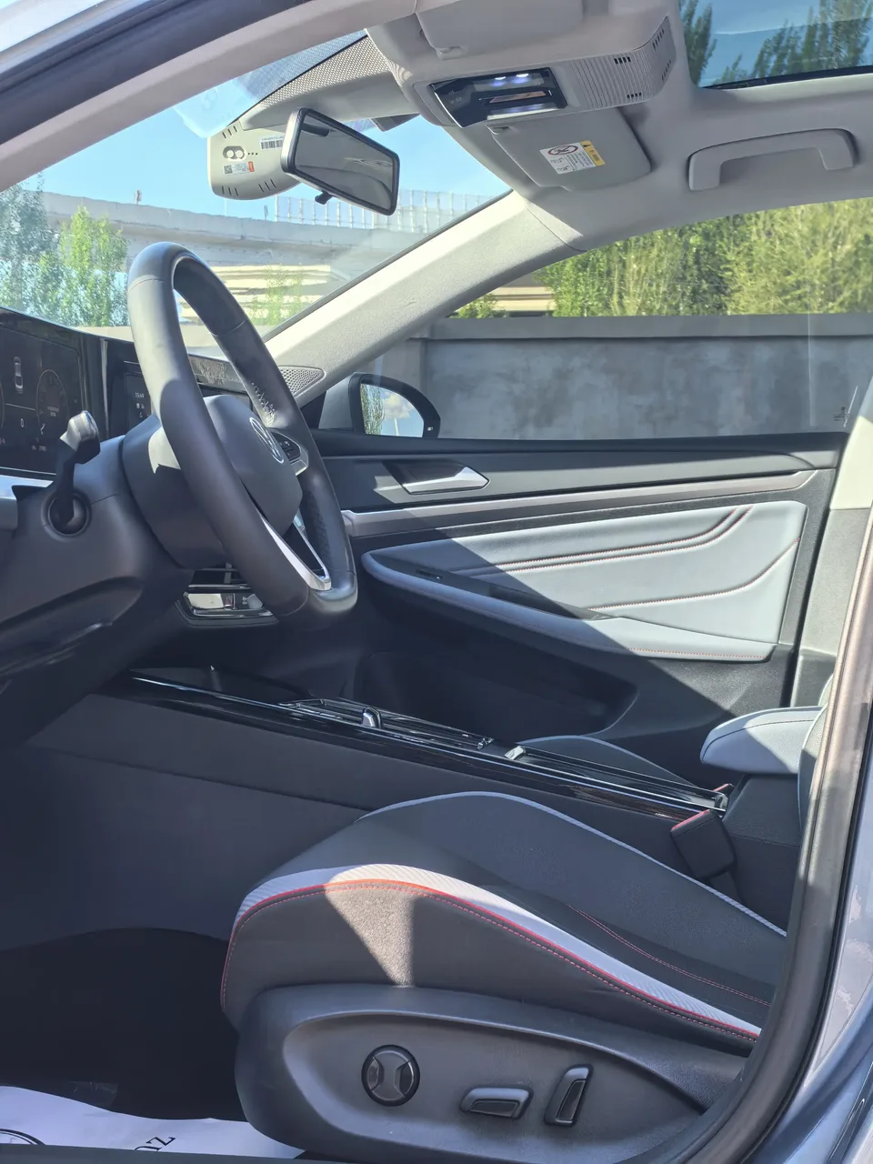 Volkswagen Lamando Lingdu Lingdu L 280TSI DSG Hot Edition 2023 — миниатюра 3