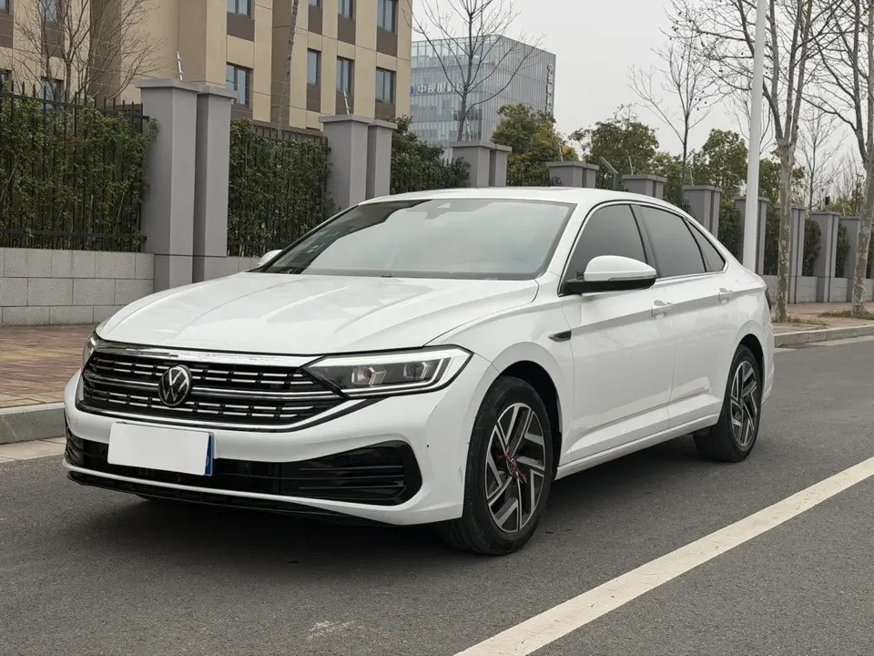 Volkswagen Sagitar 2023