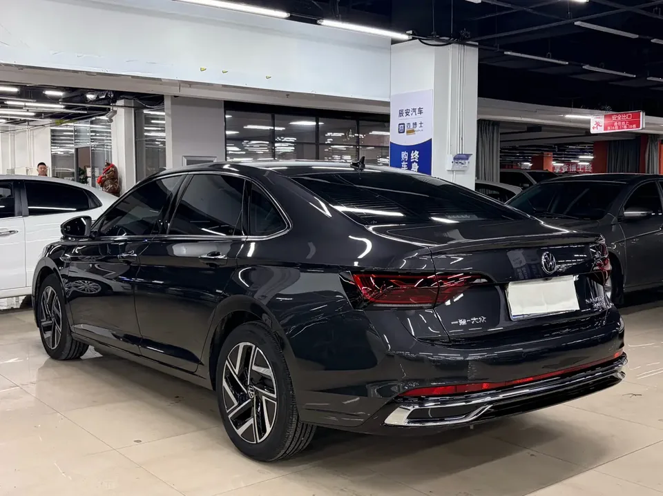 Volkswagen Sagitar Sagitar 300TSI DSG Beyond Edition 2025 — миниатюра 4