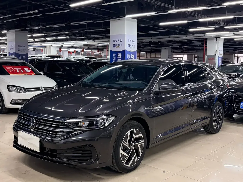 Volkswagen Sagitar 2025