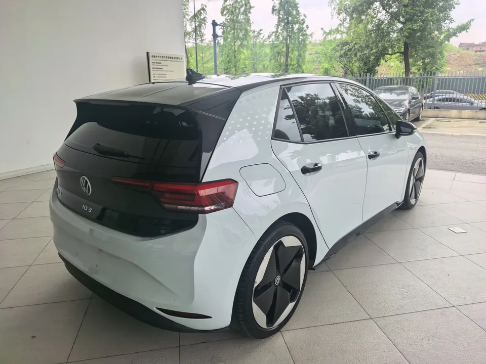 Volkswagen ID.3 1st Edition ID. 2022 — миниатюра 2
