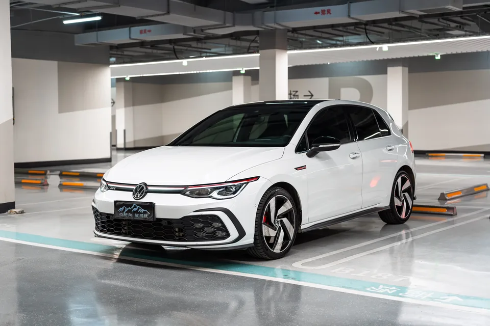 Volkswagen GOLF GTI 2023