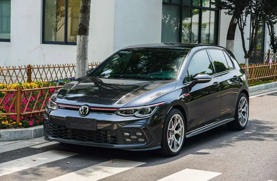 Volkswagen GOLF GTI 2024