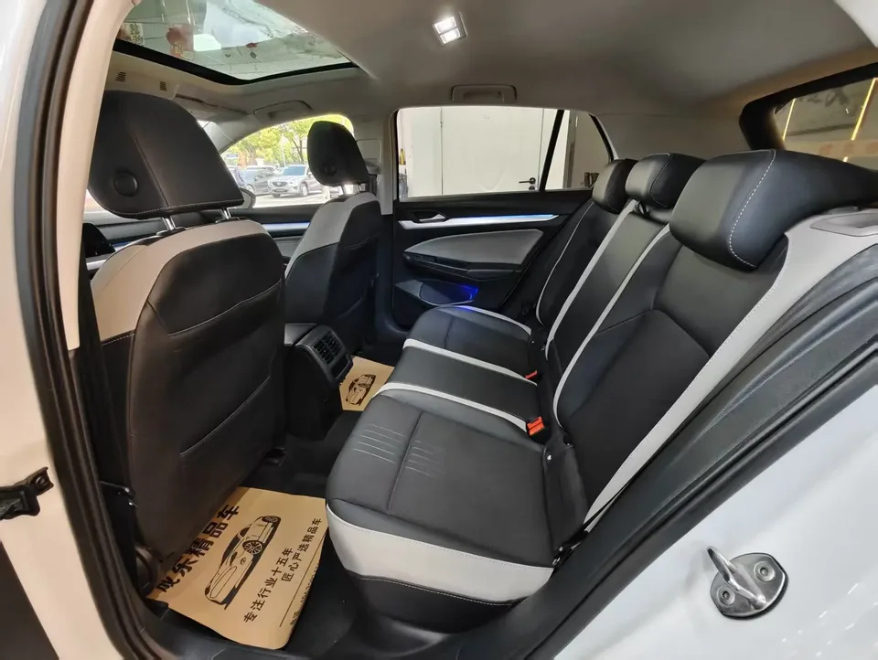 Volkswagen Golf golf 2023 280TSI DSG Pro 2023 — миниатюра 3