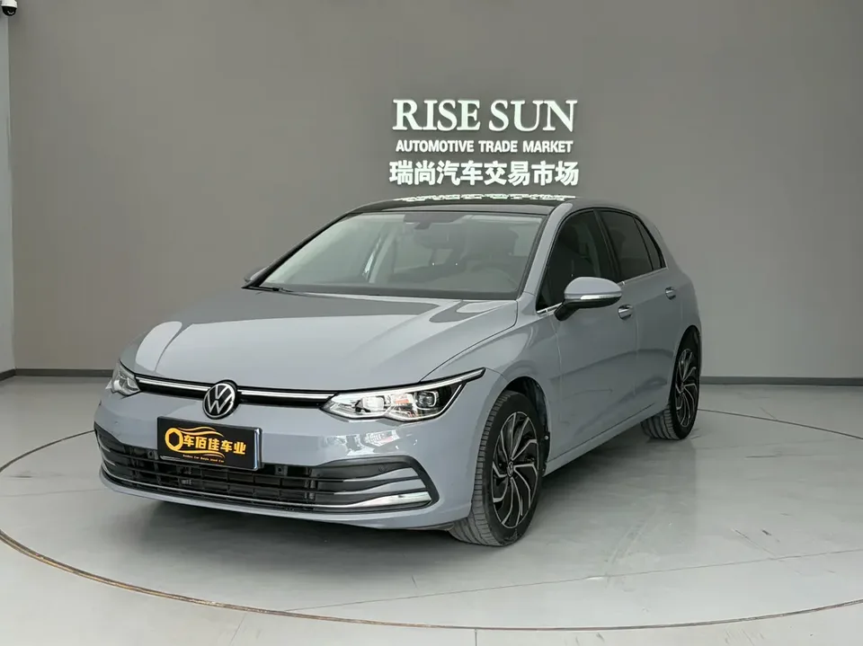 Volkswagen Golf Golf 2021 280TSI DSG Pro 2022 — фото 1, купить с доставкой в Москву