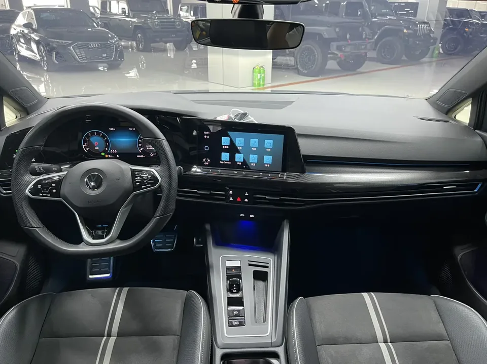 Volkswagen Golf Golf 2023 280TSI DSG R-Line Lite 2023 — миниатюра 2