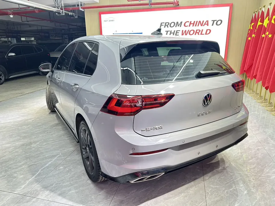 Volkswagen Golf Golf 2021 280TSI DSG R-Line 2022 — миниатюра 2