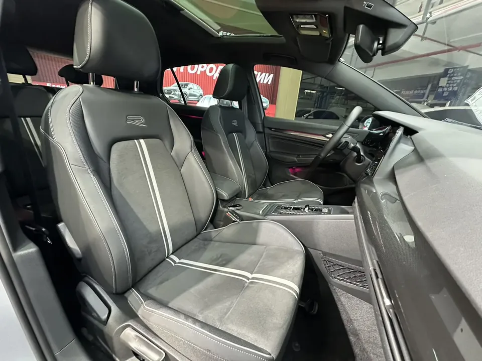 Volkswagen Golf Golf 2021 280TSI DSG R-Line 2022 — миниатюра 5