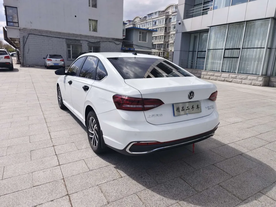 Volkswagen Lavida 300TSI DSG Full Edition 2024 — миниатюра 2