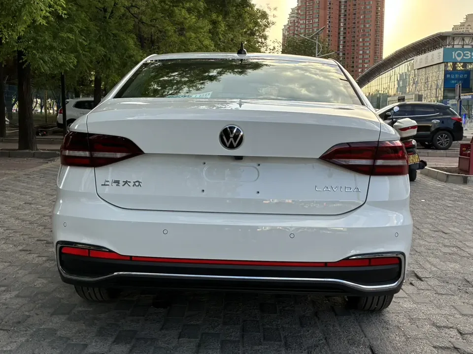 Volkswagen Lavida Lavida 2026 1.5L Automatic 5 Million Edition 2026 — thumbnail 2