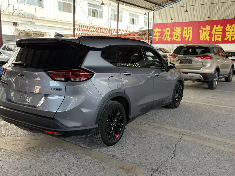 Chevrolet Volando light hybrid Redline 530T indulgent version (5+2 models) 2023 — миниатюра 2