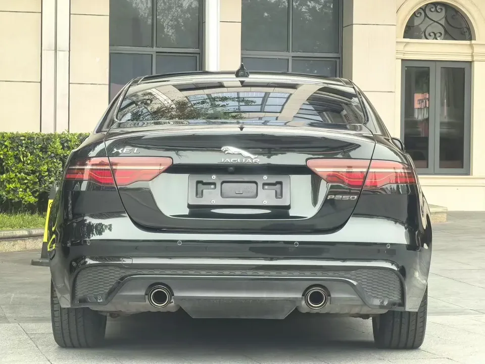 Jaguar XEL Jaguar XEL 2.0T 250PS R-DYNAMIC S Progressive Sports Edition 2023 — thumbnail 2