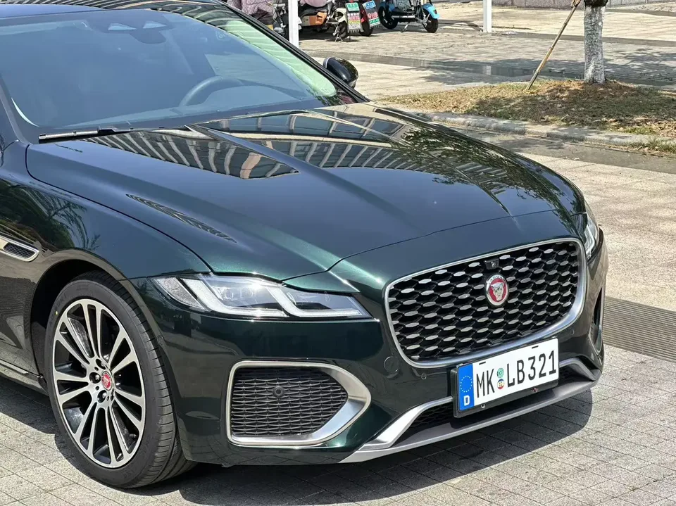 Jaguar XFL Jaguar XFL 2022 2.0T P250 2WD Elite Sports Edition 2022 — thumbnail 3