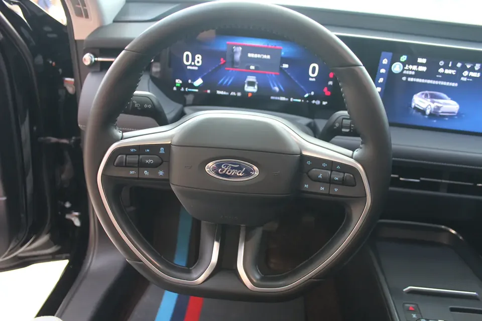 Ford Mondeo Mondeo 2025 EcoBoost 180 Luxury 2025 — миниатюра 3