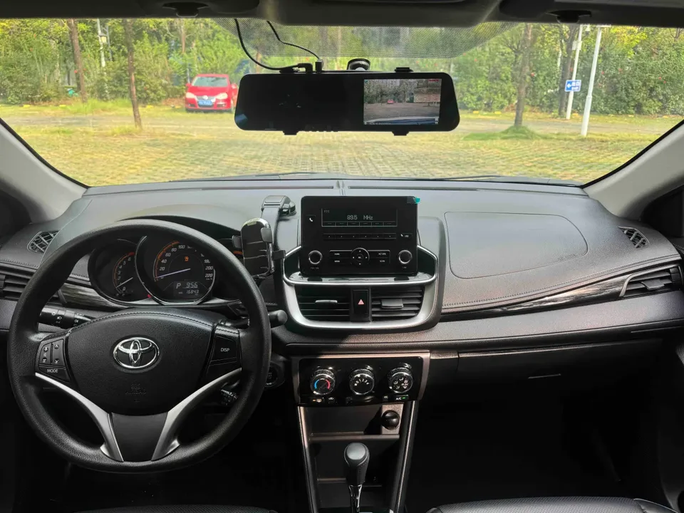 Toyota Yaris L Yaris L 2022 YARiS L Zhixuan 2022 Zhixuan X 1.5L CVT leading PLUS version 2022 — миниатюра 5