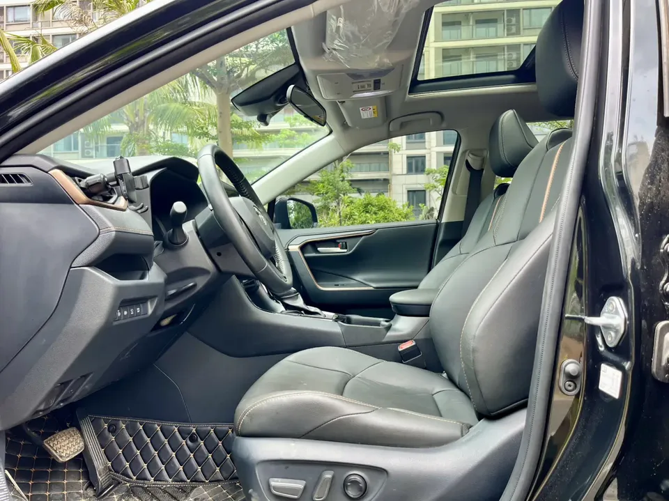 Toyota Willanda 2.0L 2WD Luxury PLUS Edition 2024 — миниатюра 5